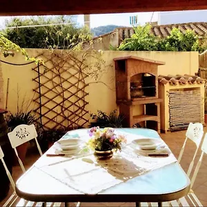 Su Frori Arrubiu Bed and breakfast Teulada