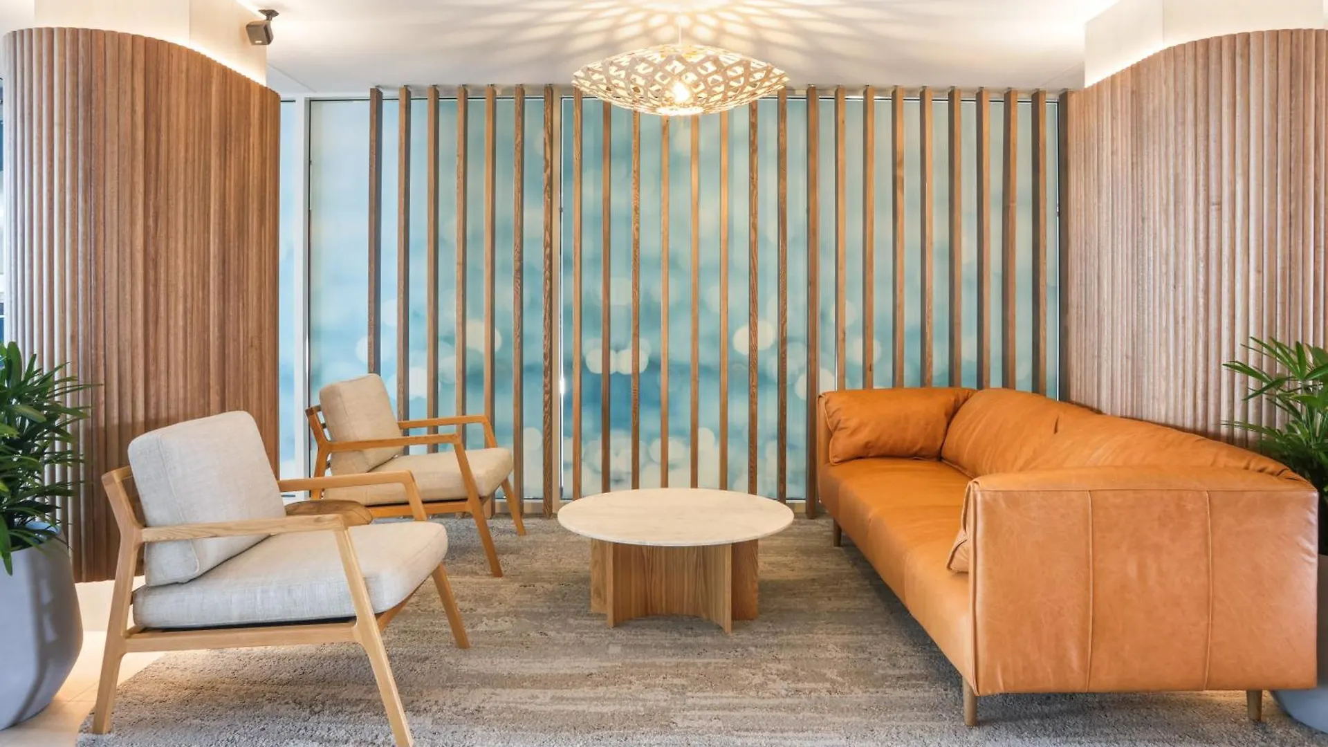 קלונדרה Rumba Beach Resort